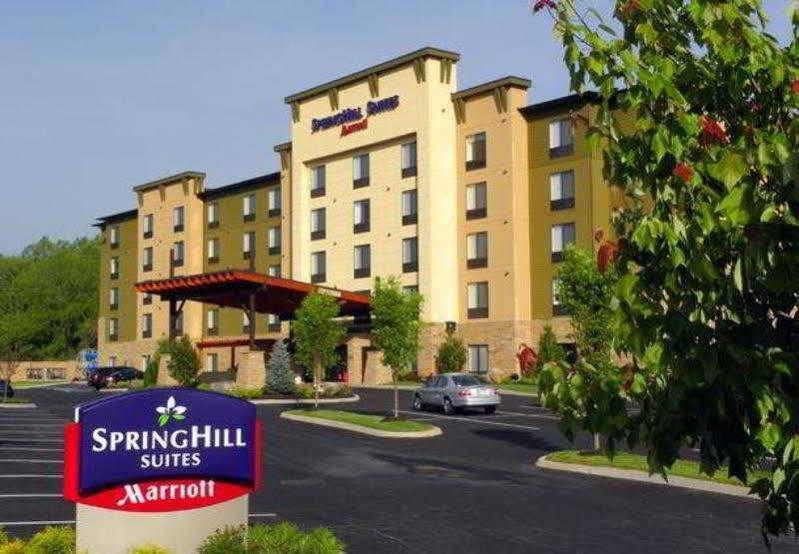 Springhill Suites Pigeon Forge Exterior photo